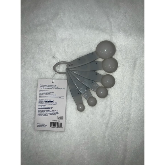 Simply Essential Set of 6 Measuring Spoons on Ring New with Tags - Picture 2 of 3